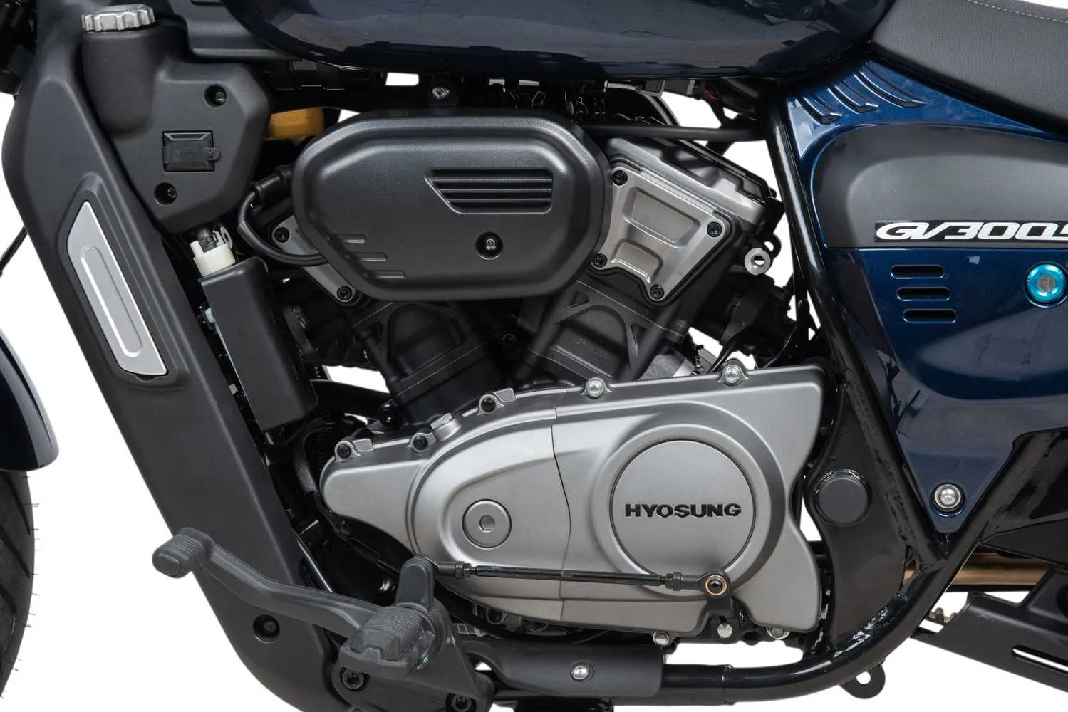 Мотоцикл дорожный HYOSUNG GV300S-C — изображение 10